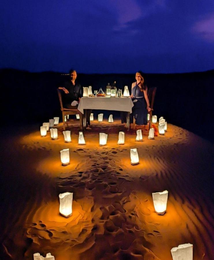 Sahara Luxury Glamping Hotel เมอร์ซูกา ภายนอก รูปภาพ
